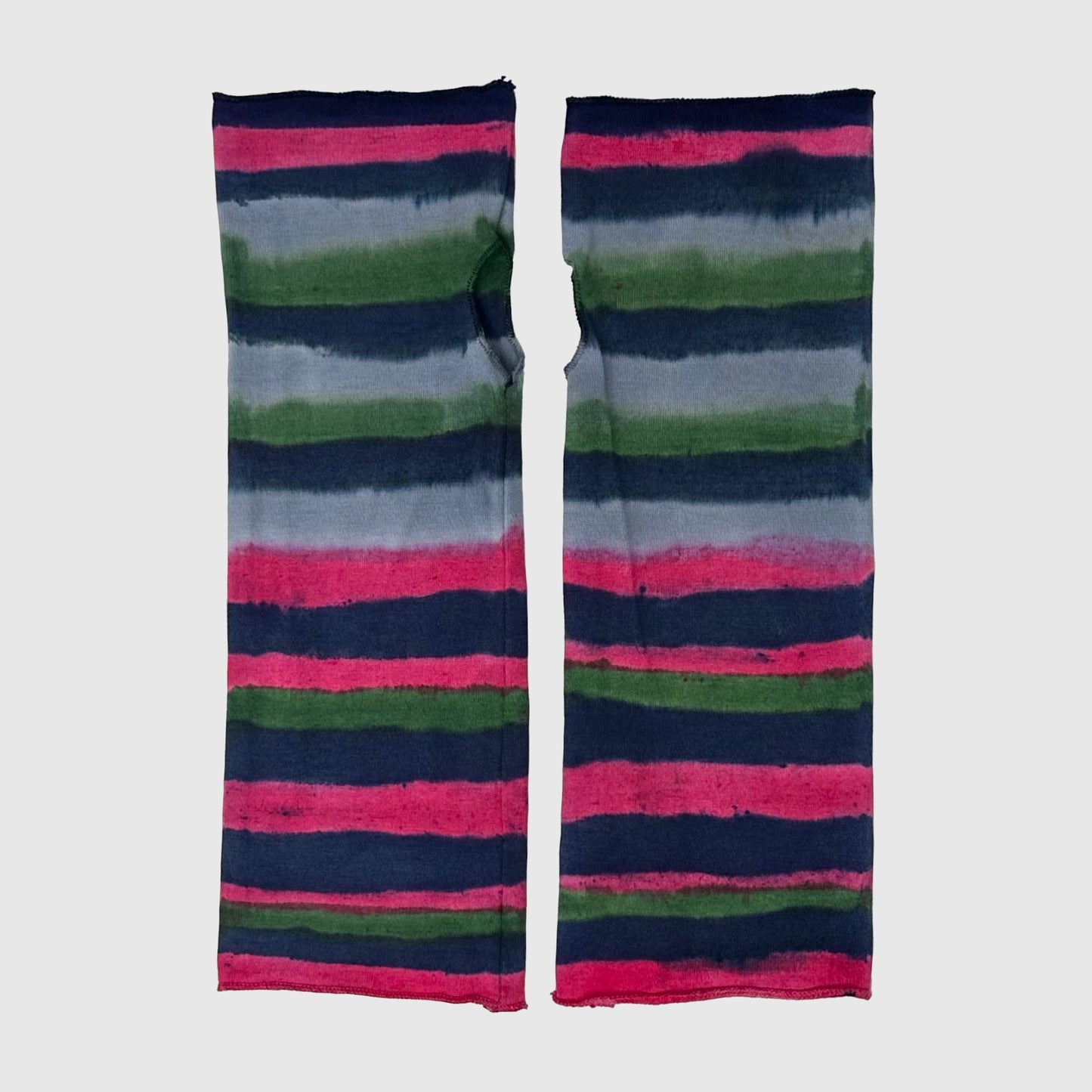 Dyed striped arm warmers