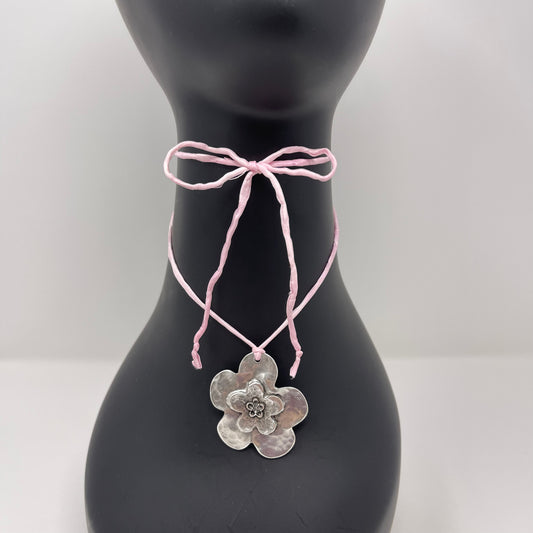 Silver Flower Pendant Necklace - Light Pink